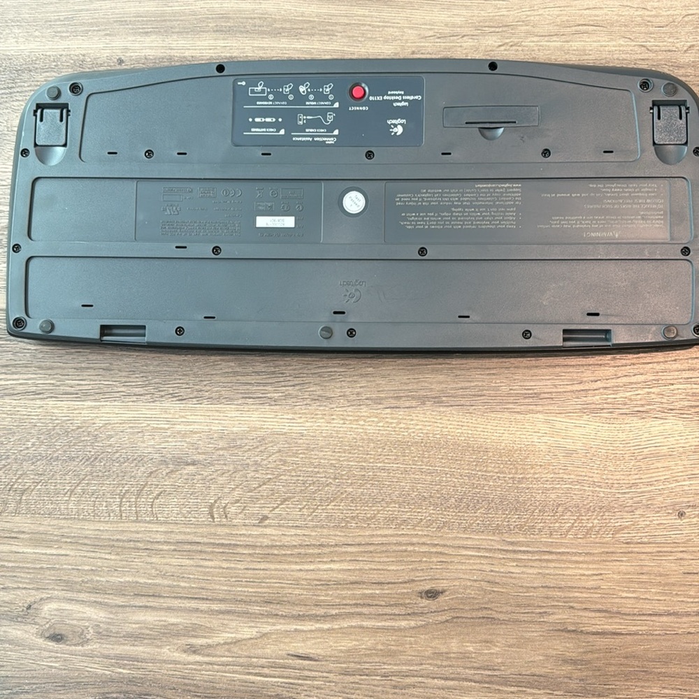 Logitech Keyboard & Mouse Set - Picture 4 of 7